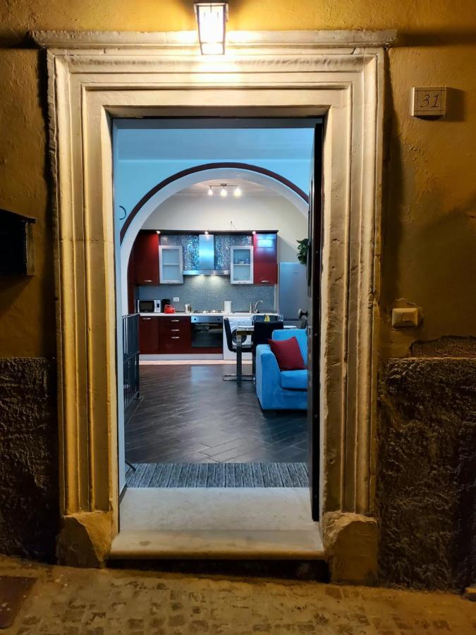 Casa Del Fiore Appartement Sulmona Buitenkant foto